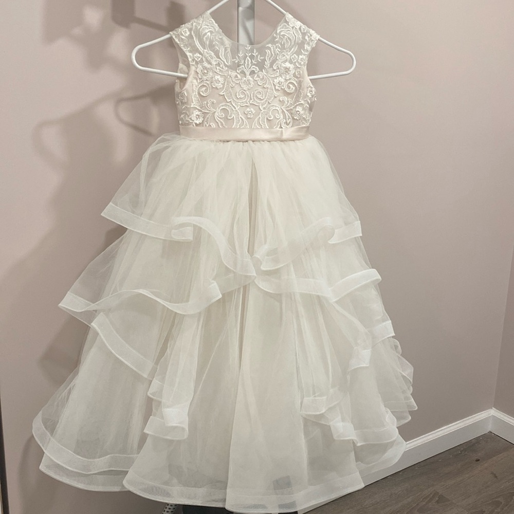 Joan Calabrese for Mon Cheri communion/flower girl Size 3